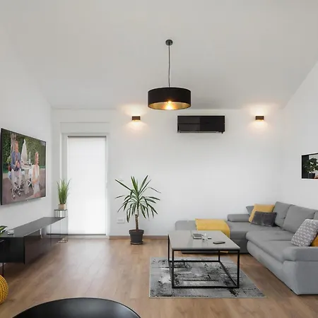 Tatil Evi Lipa